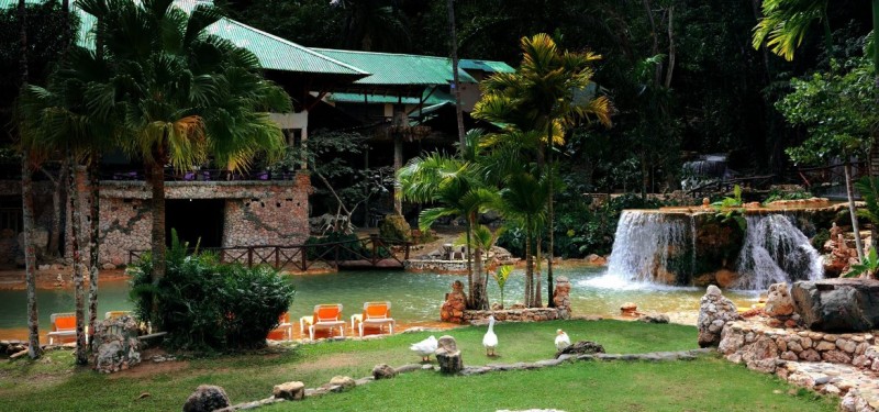 Paraíso Caño Hondo eco lodge with waterfall and natural pool in Los Haitises, Dominican Republic