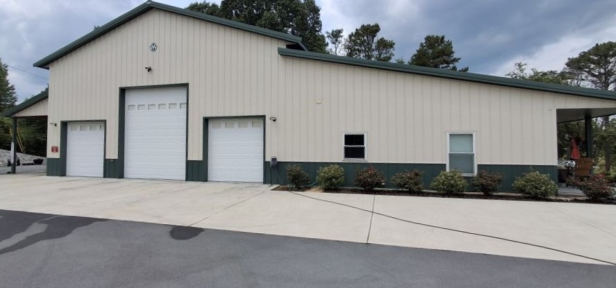 Building wash in Bulls Gap, Tn 37711 near me by Bobs Pressure Washing LLC in Bulls Gap, Tn 37711 15