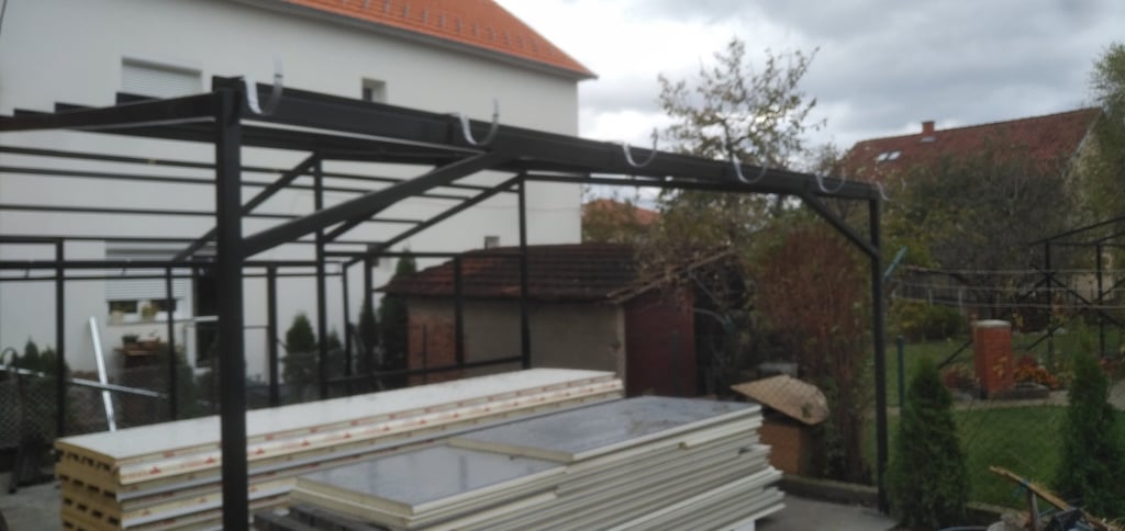 drvometal, drvo metal, nameštaj, police, stolovi, stolice, ograde, ograda, kapija