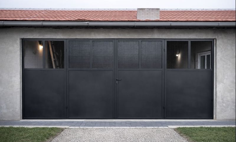 vrata ya magacin, metalna vrata, zakljucavanje, sigurnost, beograd, kragujevac