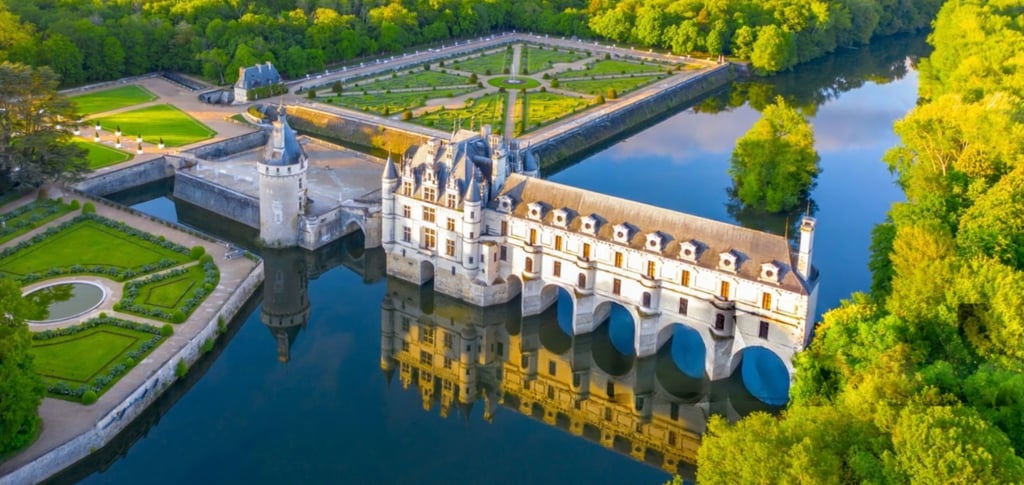 View of castle of Chenonceaux in France
