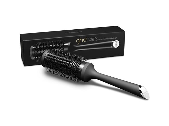GHD size 3 ceramic vented radial hair brush for professional blow-drying and styling.