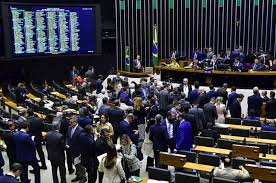 Neste texto, examinaremos a nova reforma tributária, destacando as principais alterações que foram i
