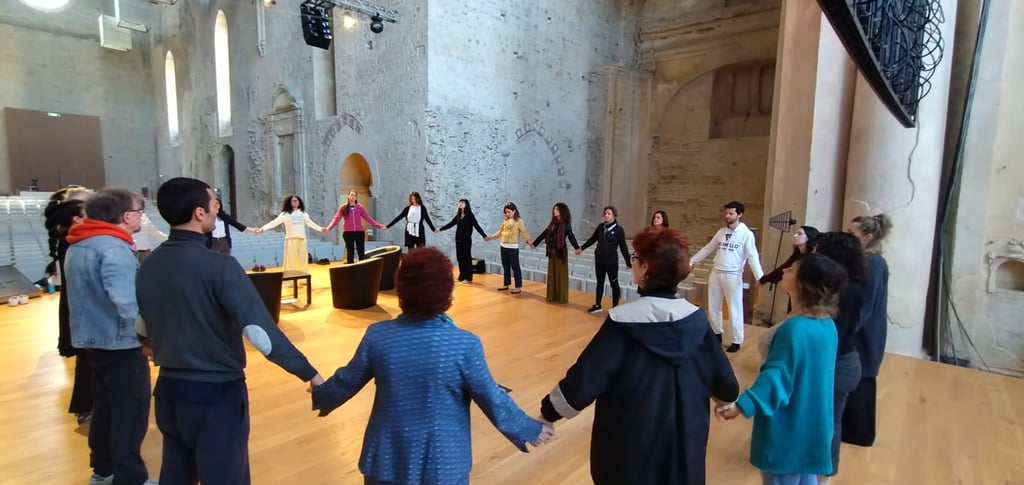 classe di bioenergetica a perugia con Arianna Isabella Curcio, auditorio san Francesco al prato, la cura della gioia