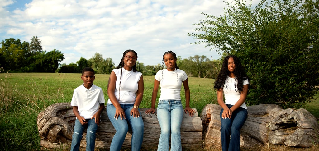 Family Photographer at photo session serving  Alexandria, Va & Fort Washington MD 