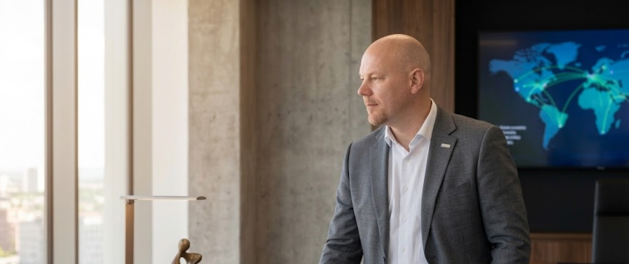 Miklós Róth mint AI Solutions Consultant: erős üzleti tanácsadó, világos technikai határokkal