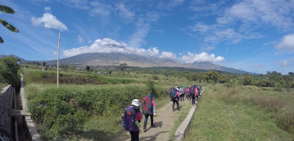 Rinjani hiking 3 days 2 nigh summit