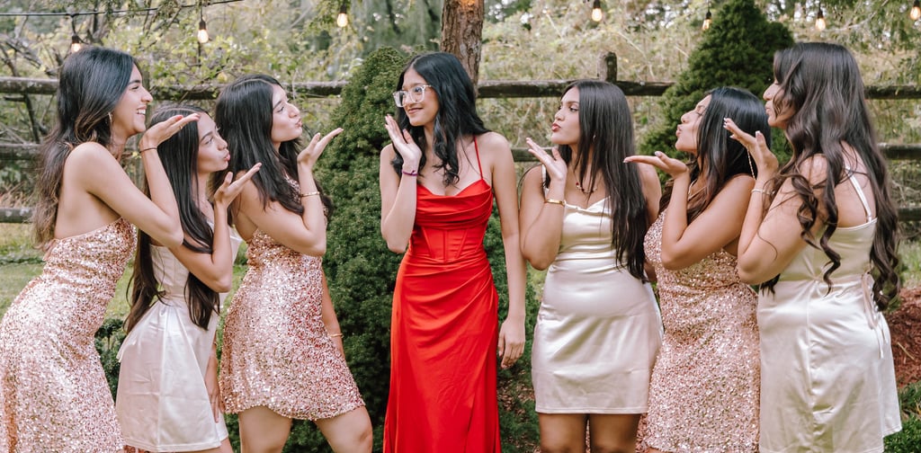 Sweet 16th besties throwing their kisses