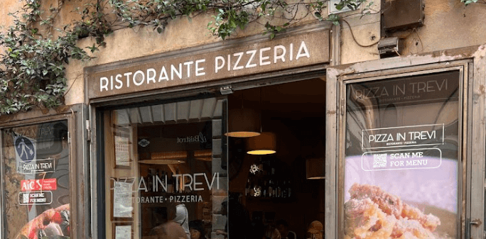 pizza at trevi Pizzaria