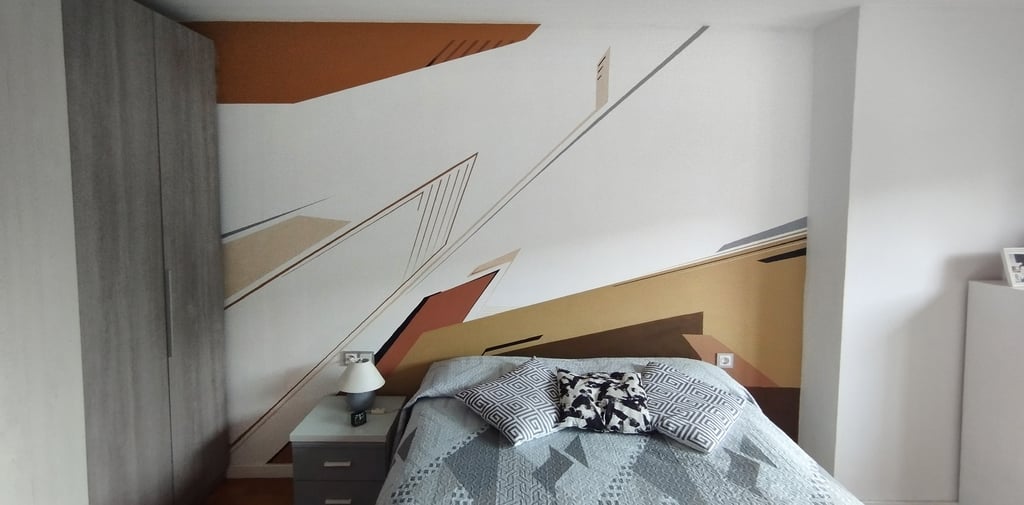 Pintura decorativa de graffiti mural en pared interior de habitacion arte urbano