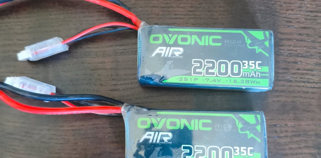 Conjunto de baterias OVONIC 2200mAh com fios e conectores para carros radiocontrolados