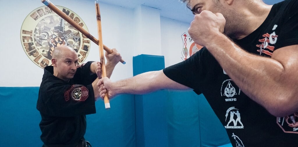 Kali para Perda de Peso: O Guia Completo para Emagrecer com a Arte Marcial Filipina