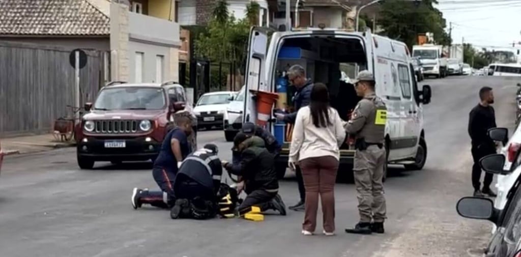 acidente deixa motociclista ferida em camaquã
