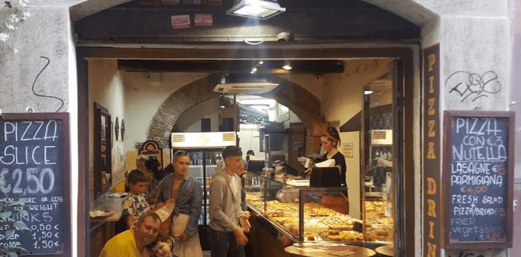 Boccaccia Pizzaria in Rome