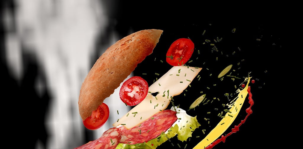 ein sandwich im fliegen abgebildet, man sieht den Belag schichtweise