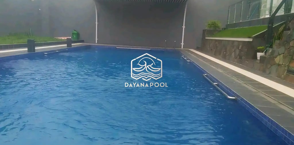 Kolam renang yang indah dan cantik buatan dayanapool