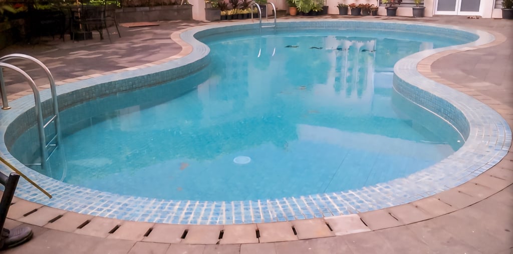 Kolam renang dengan desain minimalis dan fungsuonal di Magelang buatan dayanapool