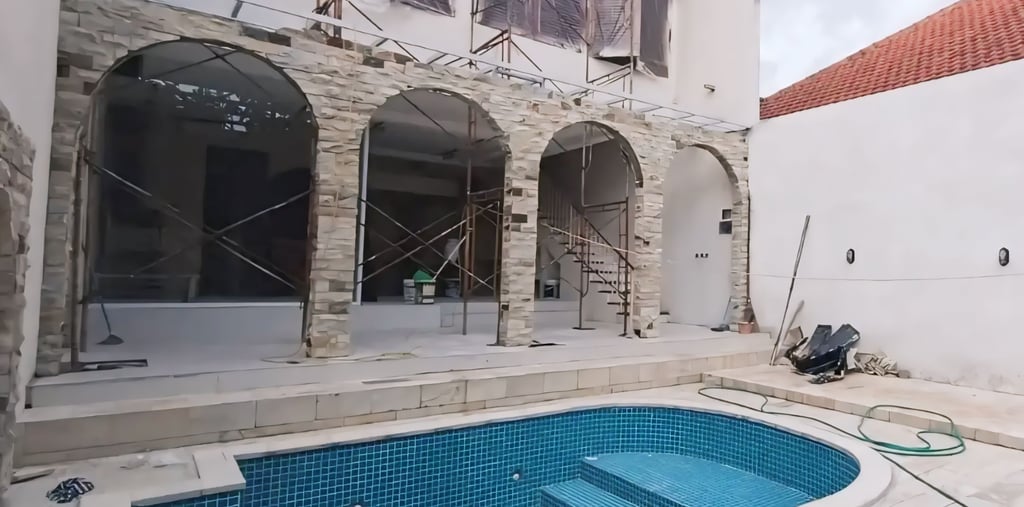 proses pembuatan kolam renang di cirebon oleh tim dayanapool