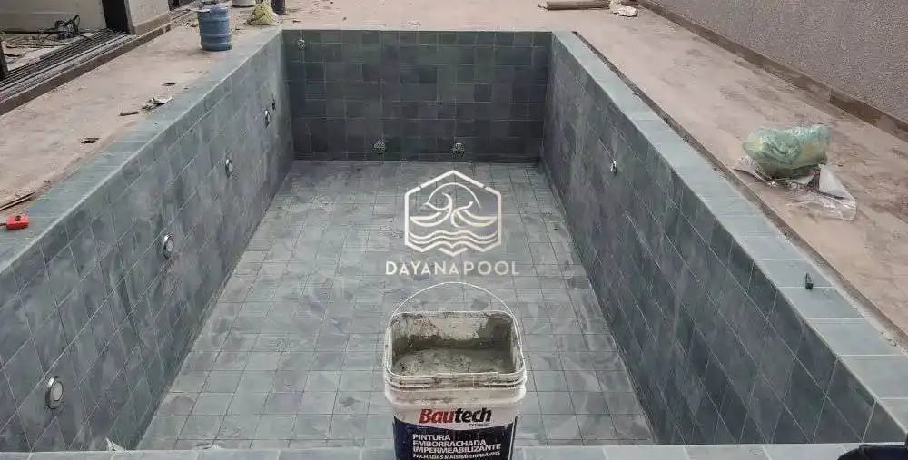 Proses Pembuatan Kolam Renang di Bogor Oleh Kontraktor Ahli Dayanapool