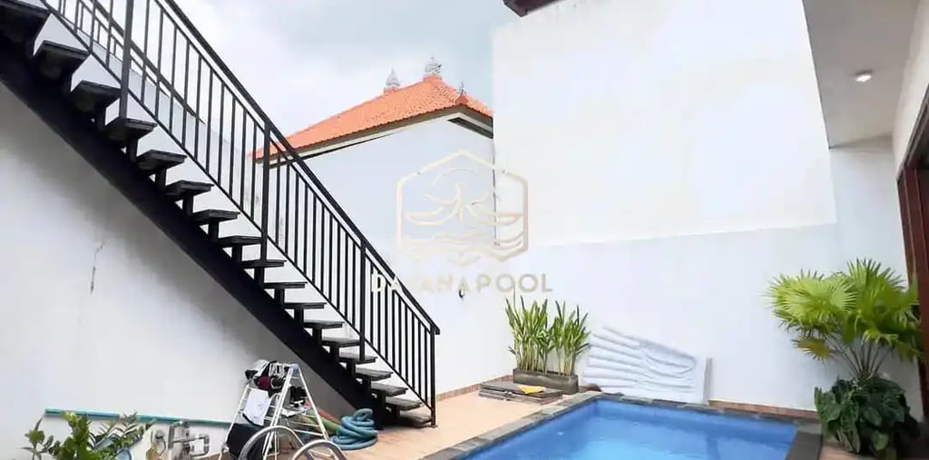 Kolam renang dengan desain minimalis dan fungsuonal di Cilegon buatan dayanapool