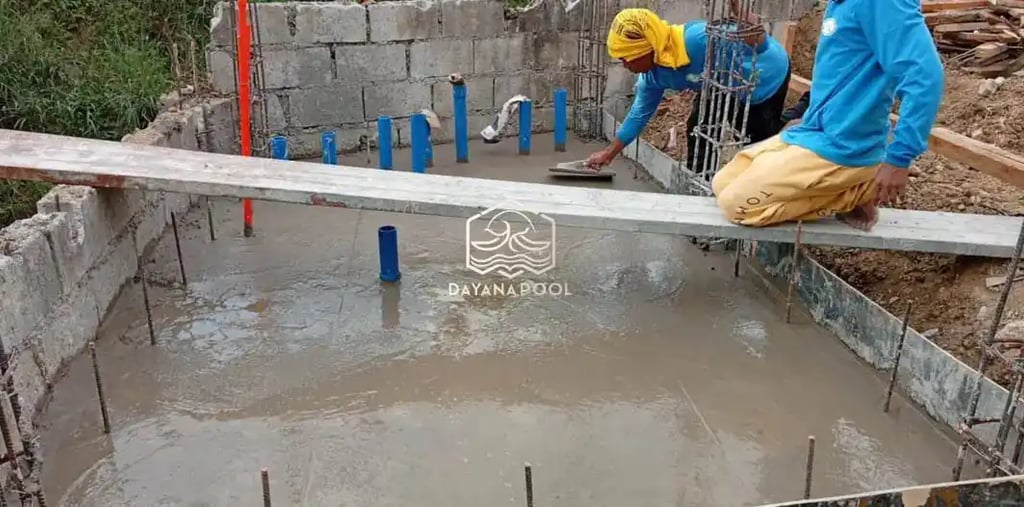 proses pembuatan kolam renang di Cimahi