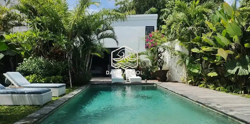 Kolam renang dengan desain minimalis dan fungsuonal di Purwakarta buatan dayanapool