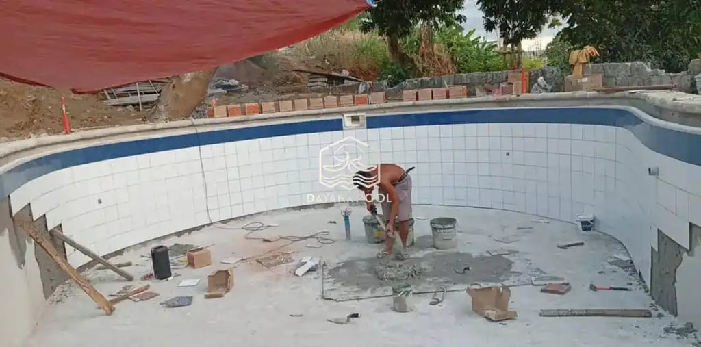 pemelesteran kolam renang