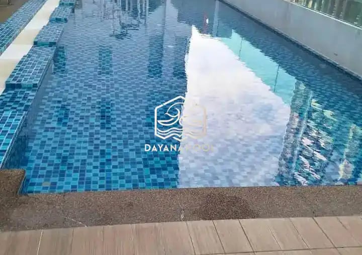 Kolam renang fungsional dan indah kerajinan tangan dari dayanapool