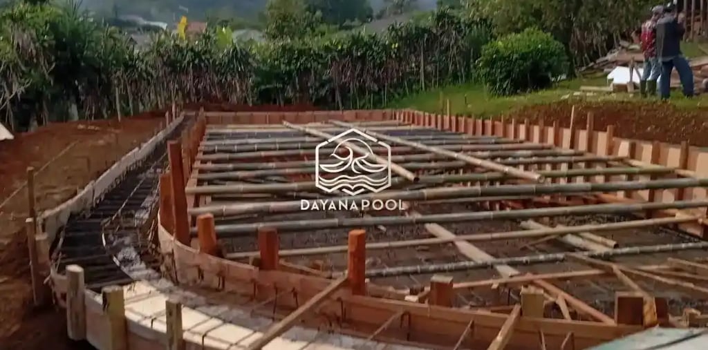 Pembangunan kolam renang air hangat, spesialis DayanaPool.