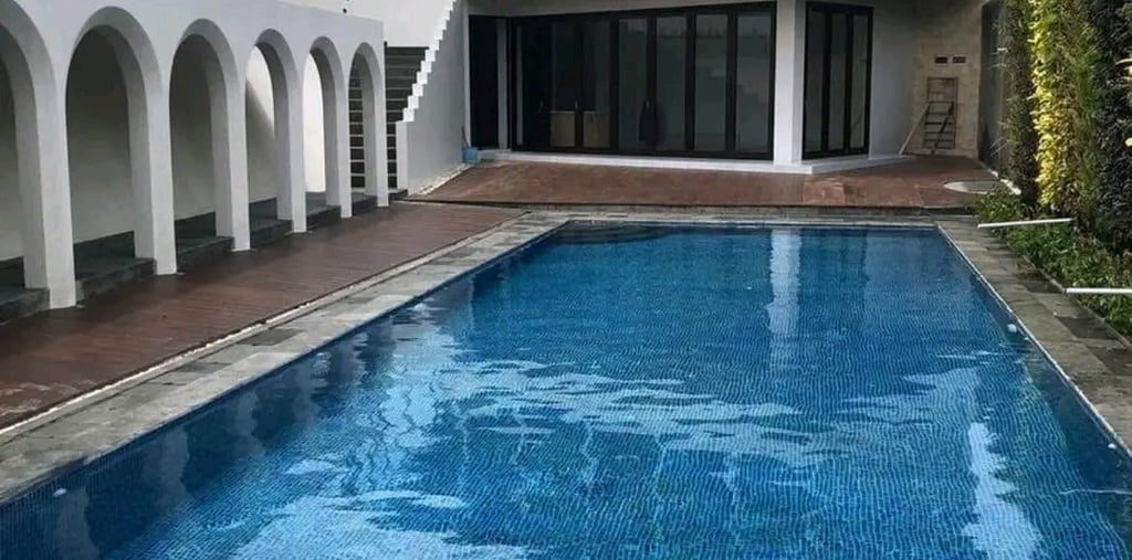 Kolam Renang overflow dengan desaian menarik buatan dayanapool Garut