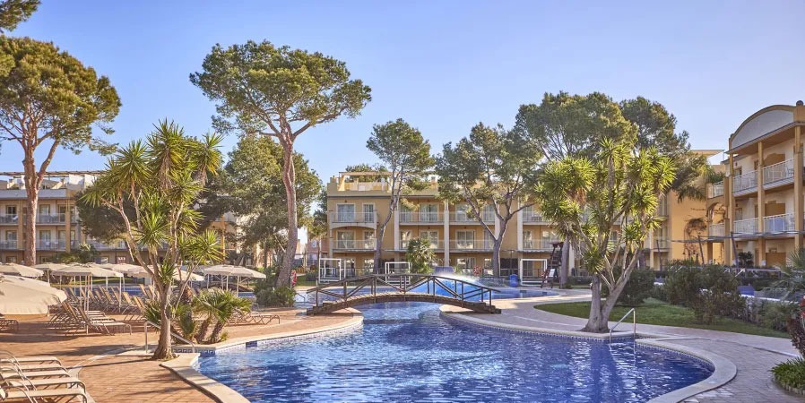 Swimming Pool at Zafiro Mallorca Hotel