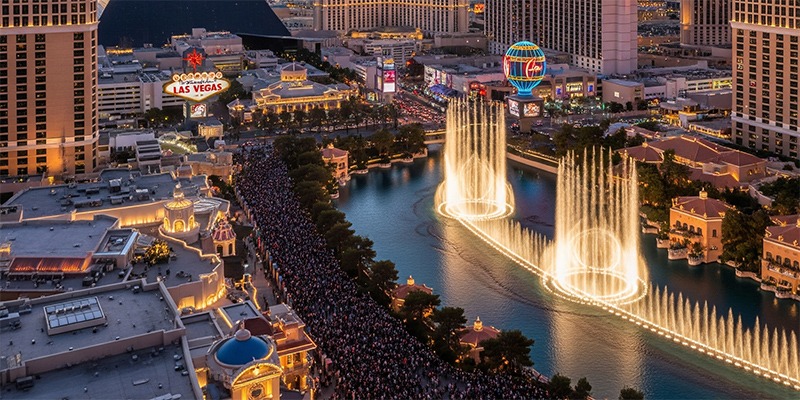 a cityscape of a fountain fountain in las vegas