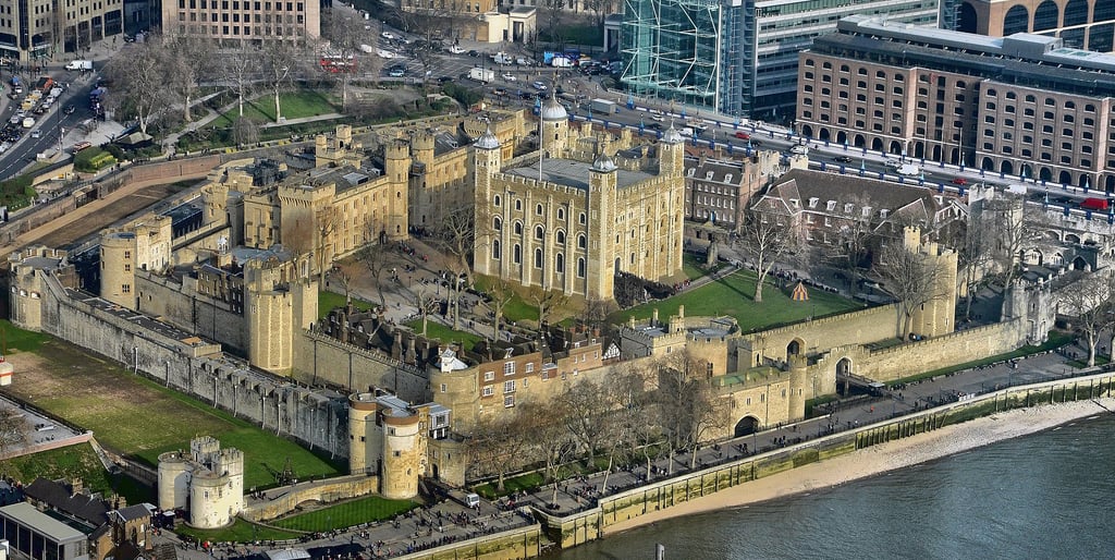tower of london view above