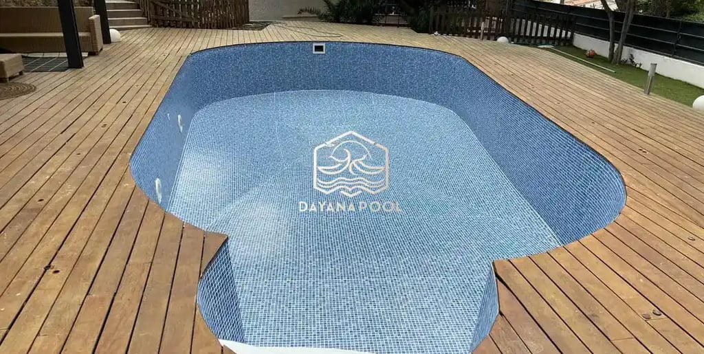 Proses Pembuatan kolam renang di Kuningan oleh layanan profesional Dayanapool