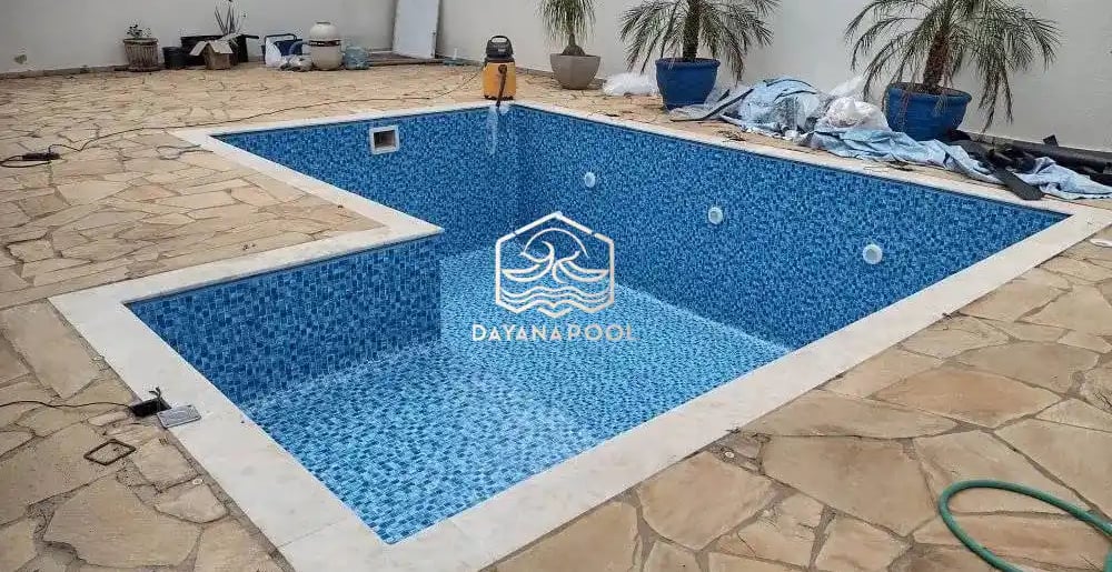 Proses Pembuatan kolam renang di Bekasi oleh layanan profesional Dayanapool