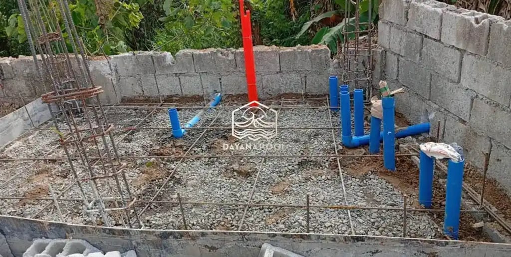 Pembuatan Kolam Renang oleh tim dayanapool