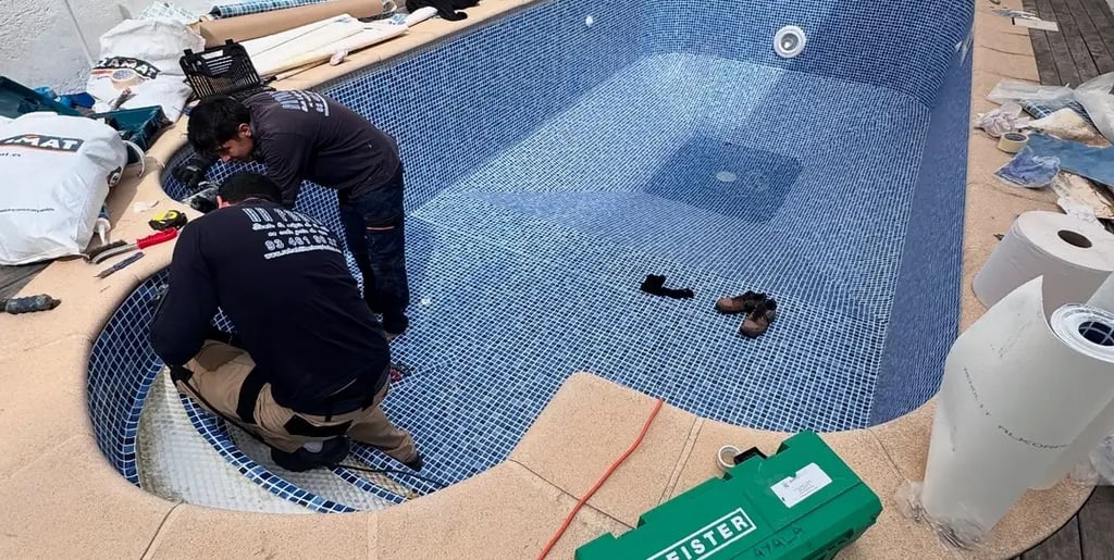Proses Pembuatan kolam renang di Bekasi oleh layanan profesional Dayanapool