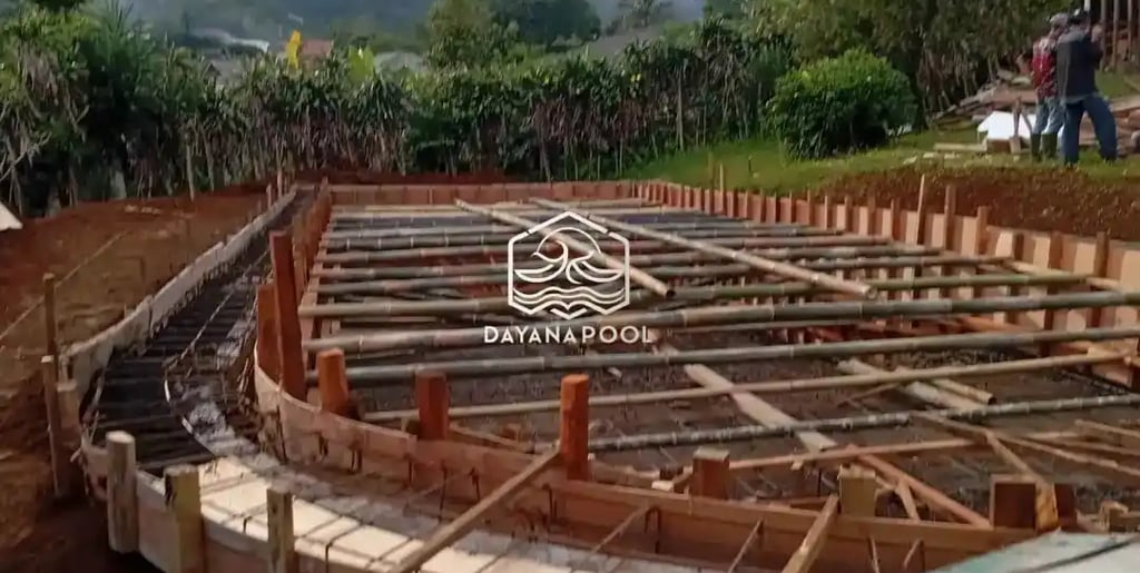Proses Pembuatan kolam renang di Majalengka oleh layanan profesional Dayanapool