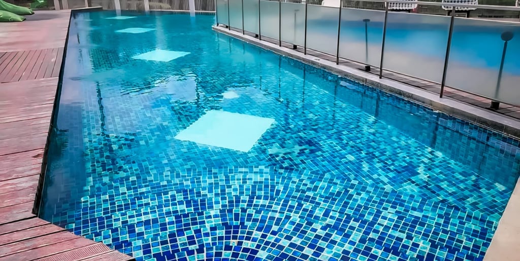 Kolam Renang di villa buatan dayanapool