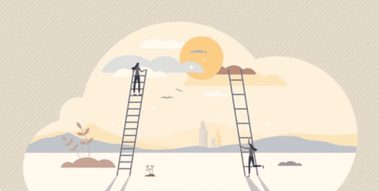 Deux salariées montent à l'échelle, une en haut, une en bas, chacune à son rythme de réussite