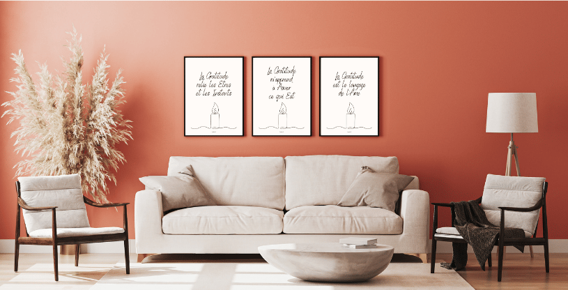 Décoration murale avec des posters de la série Gratitude