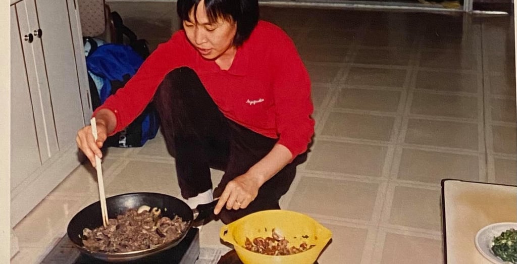 Mrs Kim cooking the dish that made me love Korean food