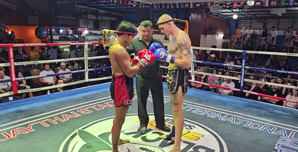Samui muaythai boxing stadium and Gym training battle neaby chaweng at samui international today 