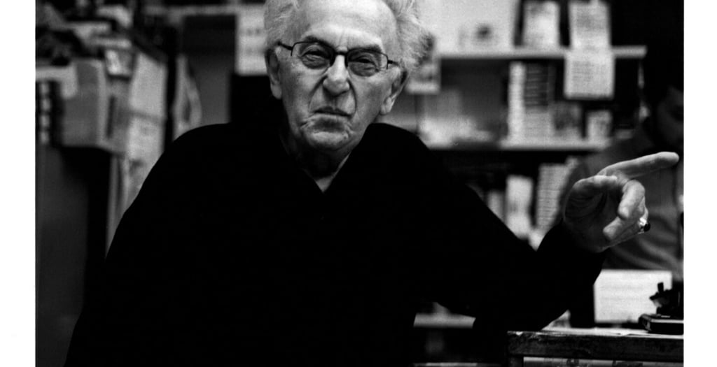 A portrait of Mr Alex Falk in his MrCad store in London. Author: Slawek Dejneka
