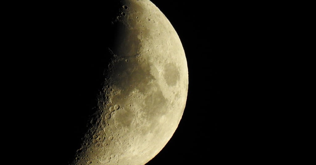 AYIN TUTULMUŞ YÜZEYİ