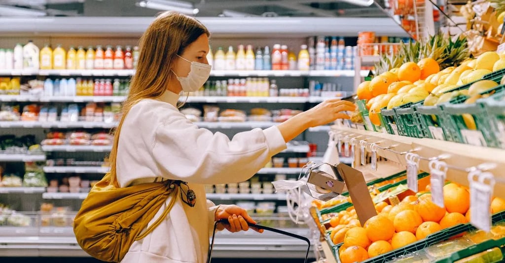 When Did The First Supermarket Open In The Uk