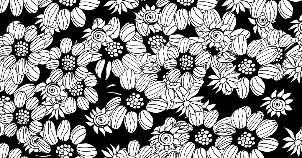 Black and white drawing of many flowers