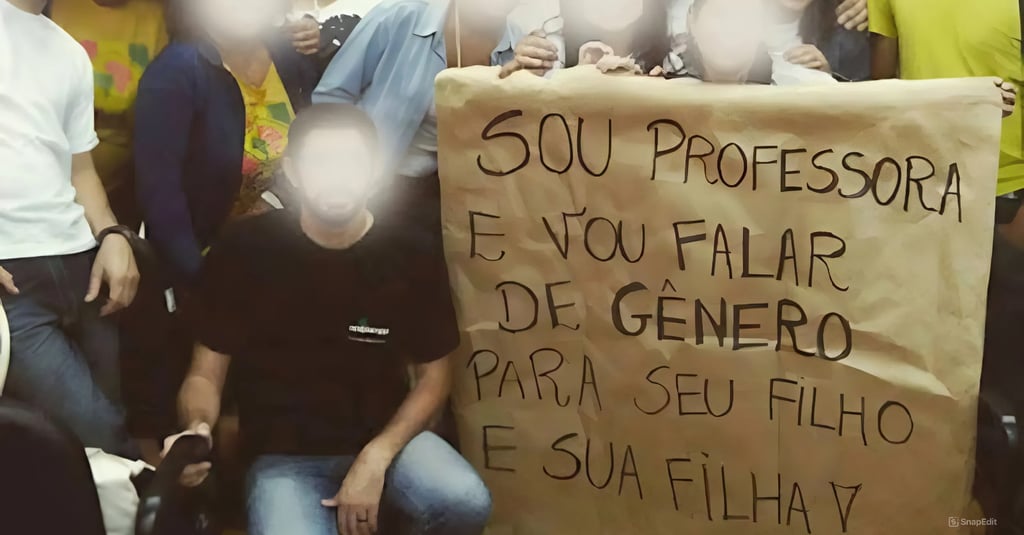Professores incentivando a homossexualidade e ideologia de genero nas escolas