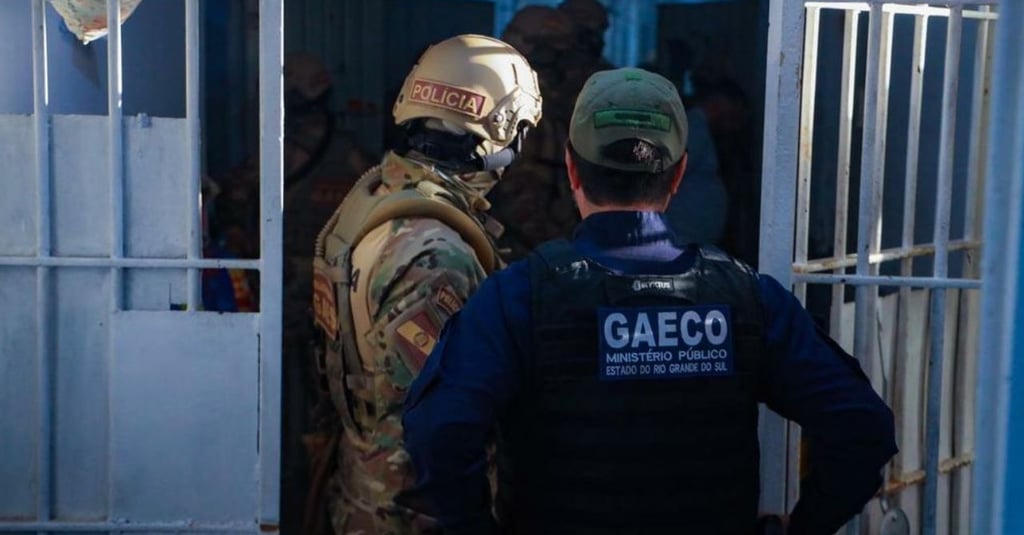 GAECO denuncia 27 integrantes de facção que movimentou mais de R$ 107 milhões no RS