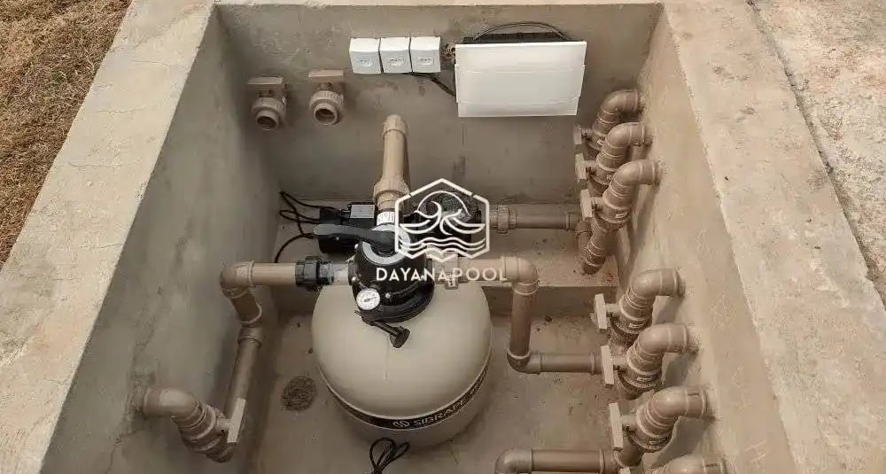 instalasi pompa dan filter kolam renang oleh dayanapool